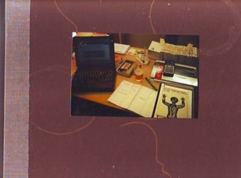 Dieter Roth Akademie 6.5.-1.7.2000 hard cover DRA 2.JPG